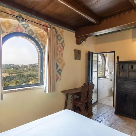 Castello Di Monterone 4*