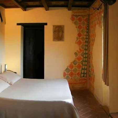 Hotell Castello Di Monterone