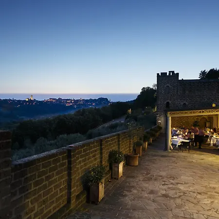 Castello Di Monterone Hotell